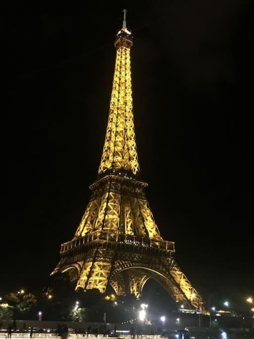 Private Bedrooms Near Eiffel Tower Accommodatie bij particulieren *